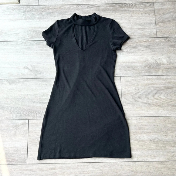 Aritzia WILFRED DONDOE  Choker Neck Dress - Picture 5 of 12